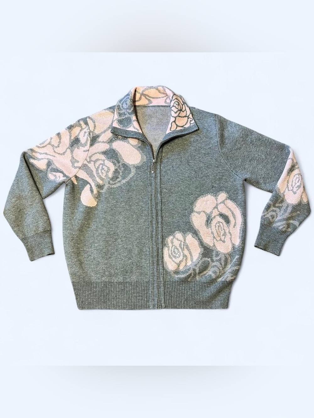 Y2K Grey & Pink Floral Sweater by Yangronghua!